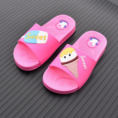 Καλοκαιρινές παντόφλες για αγόρια - πολλά μοντέλα