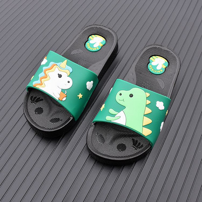 Καλοκαιρινές παντόφλες για αγόρια - πολλά μοντέλα