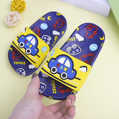 Λαστιχένιες παιδικές παντόφλες με πολύχρωμες εφαρμογές