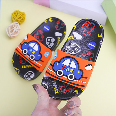 Λαστιχένιες παιδικές παντόφλες με πολύχρωμες εφαρμογές