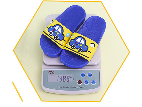 Λαστιχένιες παιδικές παντόφλες με πολύχρωμες εφαρμογές