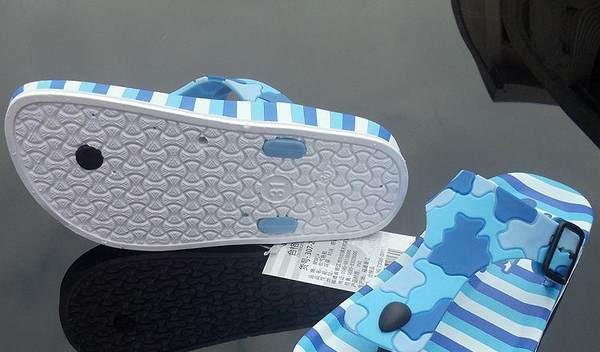 Nyári, lábujjak feletti gyermekpapucs új modellje fiúknak vagy lányoknak