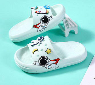 Alkalmi gyerekpapucs rátéttel