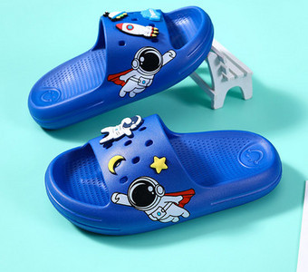 Alkalmi gyerekpapucs rátéttel