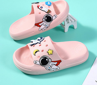 Alkalmi gyerekpapucs rátéttel