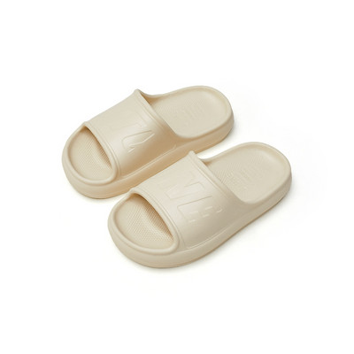 Casual παιδικές παντόφλες με τρισδιάστατο στοιχείο για αγόρια