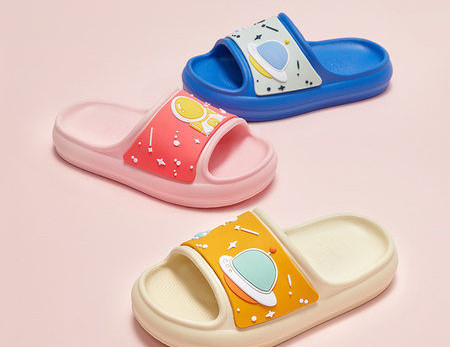 Lapos talpú nyári gyerekpapucs új modellje
