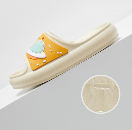 Lapos talpú nyári gyerekpapucs új modellje