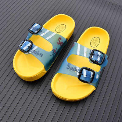 Gyermekpapucs szilikon pántokkal és csatokkal