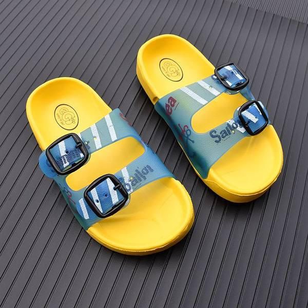 Gyermekpapucs szilikon pántokkal és csatokkal