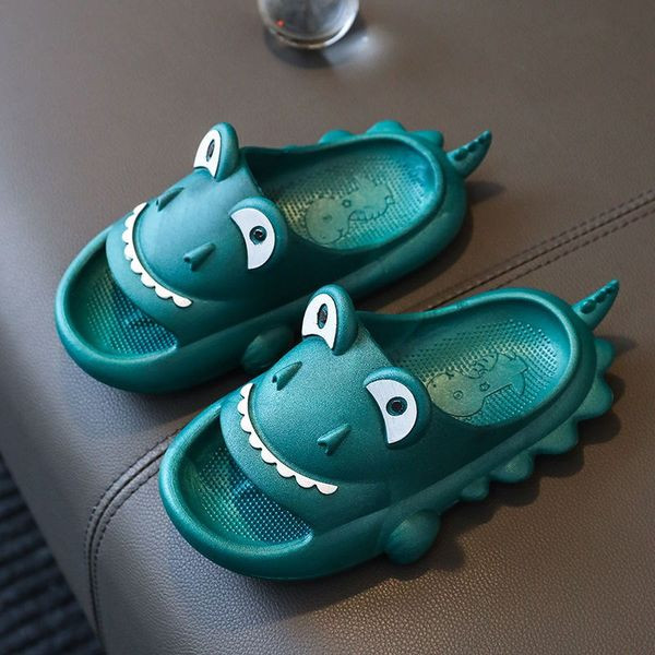 3D elemendiga laste kummisussid poistele