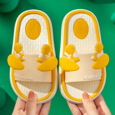 Καλοκαιρινές παιδικές παντόφλες με 3D στοιχείο για αγόρια