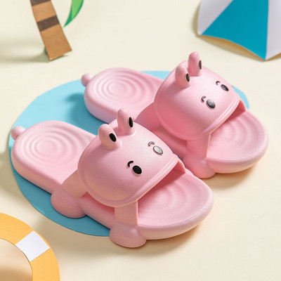 Gumi papucs 3D elemmel több modellben