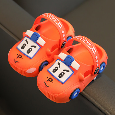 Детски гумени чехли с 3D елементи - тип кроксове