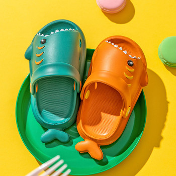 Ежедневни летни чехли с 3D елемент