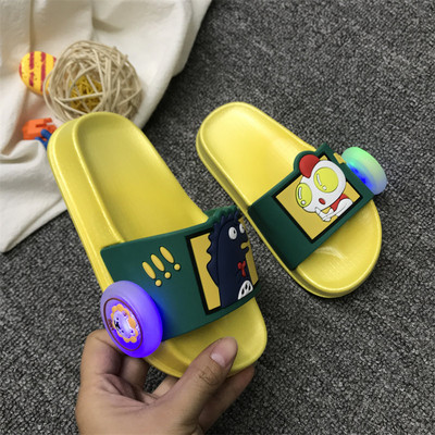 Dječje papuče sa aplikacijom u boji - četiri boje