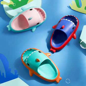 Детски летни чехли с 3D елемент