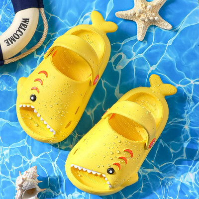 Gyermek gumipapucs 3D elemmel