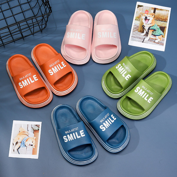 Új modell gumipapucs felirattal - több színben