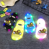Gyerek gumipapucs világító talppal