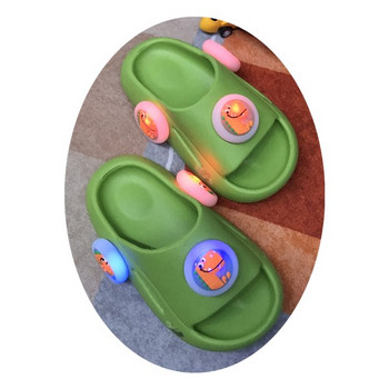 Детски гумени чехли в три цвята