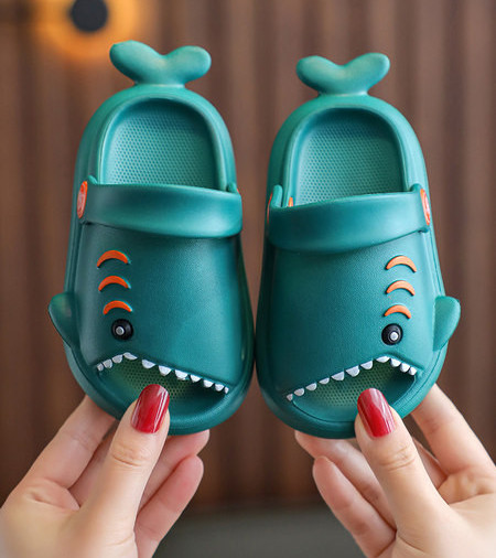 Καθημερινά παιδικά κροκάκια με τρισδιάστατο στοιχείο