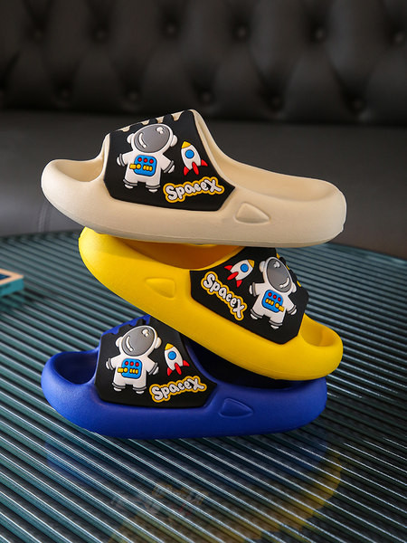 Nyári gyerekpapucs fiúknak