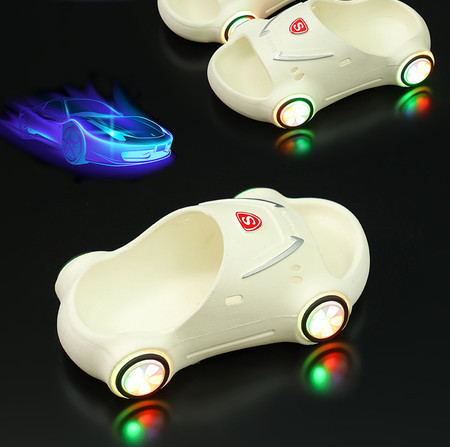 Autokujulised suvised laste sussid poistele