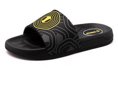 Καλοκαιρινές παντόφλες με επίπεδη σόλα για αγόρια