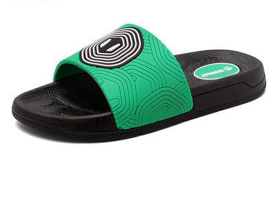 Καλοκαιρινές παντόφλες με επίπεδη σόλα για αγόρια