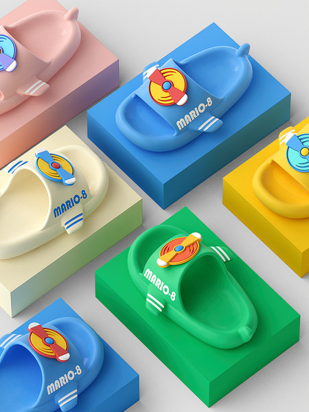 Καλοκαιρινές παιδικές παντόφλες με τρισδιάστατο στοιχείο