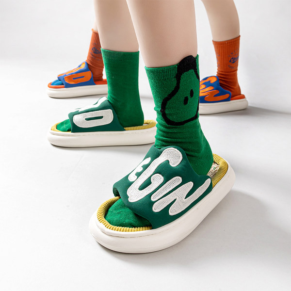 Ежедневни детски чехли с бродерия 