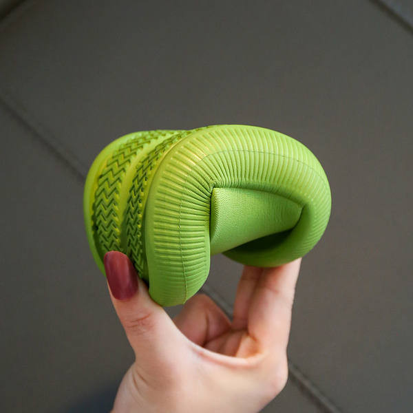 Alkalmi gyerekpapucs fiúknak vagy lányoknak