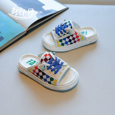 Új modell gyerekpapucs két színben megkötős