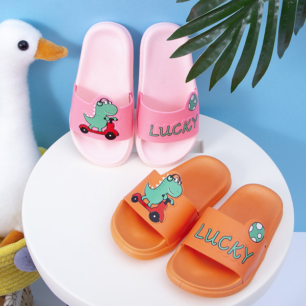 Gyermek papucs rátéttel, lapos talppal