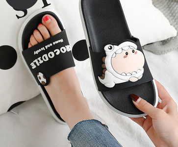 Gyermek gumipapucs több színben felirattal