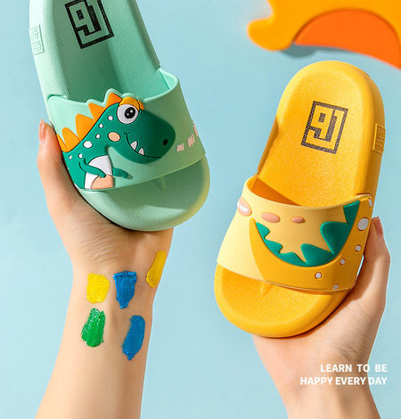 Παιδικές λαστιχένιες παντόφλες με δεινόσαυρους για αγόρια ή κορίτσια
