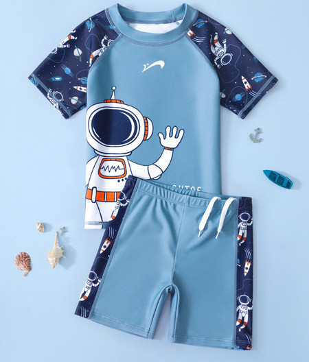 Vaikiškas nuo saulės apsaugantis maudymosi kostiumėlis iš greitai džiūstančio audinio berniukams