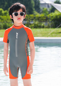 Új modell gyerek fürdőruha fiúknak