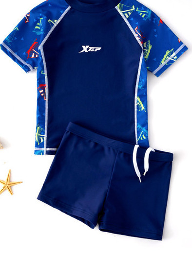 Gyorsan száradó anyagból készült gyerek fürdőruha fiúknak - kék színű