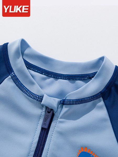 Παιδικό ολόσωμο μαγιό με φερμουάρ