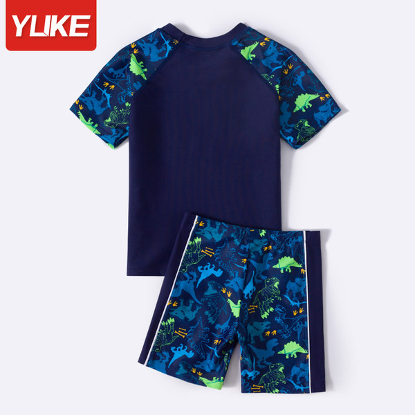 Novi model dječjeg kupaćeg kostima sa printom za dječake