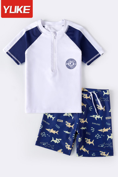 Παιδικό σετ σε πολλά χρώματα κατάλληλο για αγόρια