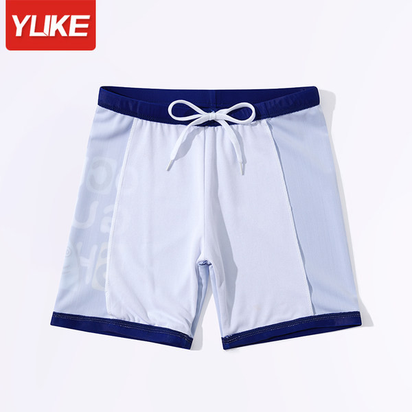 Παιδικό σετ σε πολλά χρώματα κατάλληλο για αγόρια