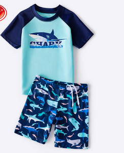 Παιδικό αντηλιακό μαγιό για αγόρια σε δύο μέρη