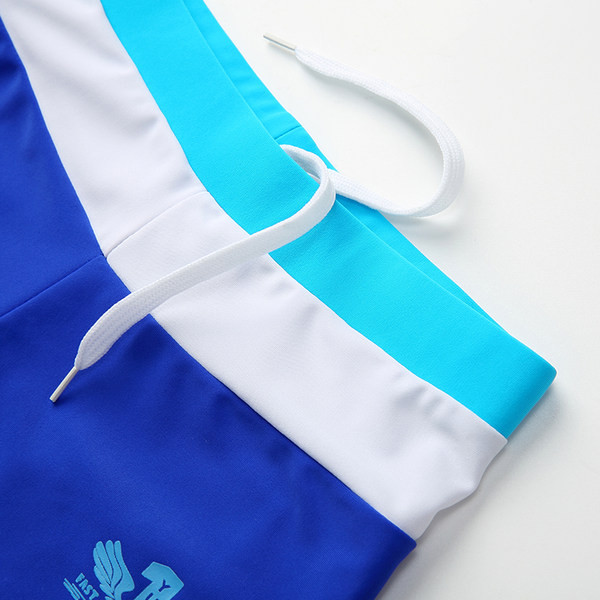 Gyermek fürdőruha típusú boxer sapkával