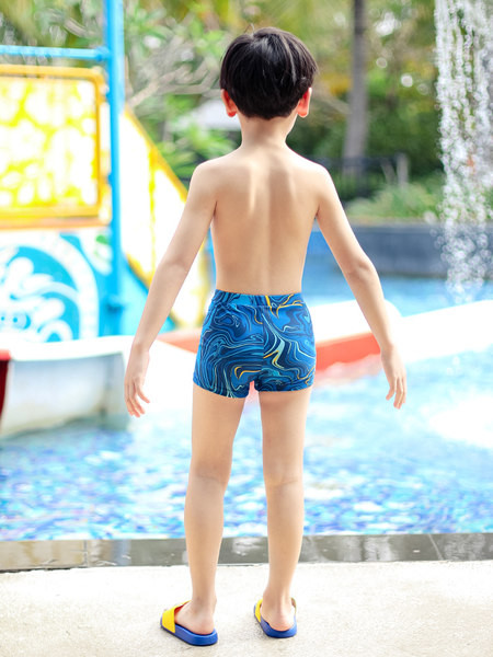 Modern gyerek boxer mintával fiúknak