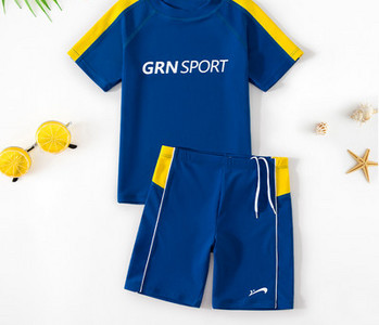 Laste päikesekaitsekreemiga ujumistrikoo poistele