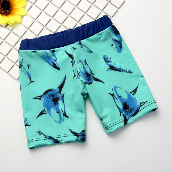 Νέο μοντέλο παιδικού μαγιό για αγόρια σε δύο μέρη