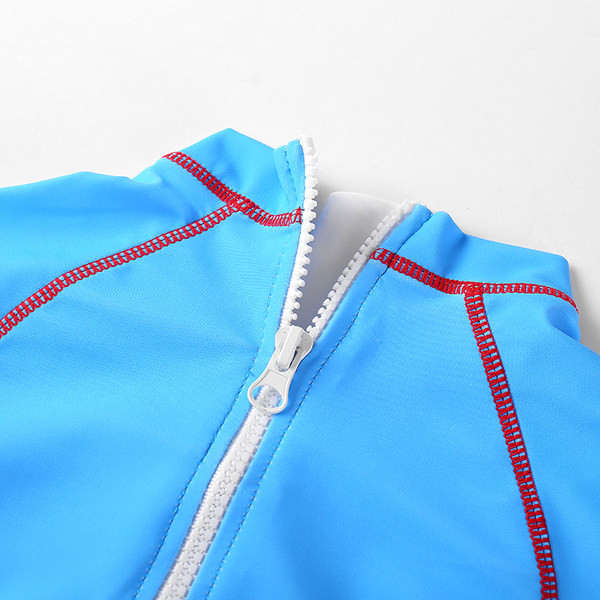 Novi model dječjeg kupaćeg kostima iz tri dijela